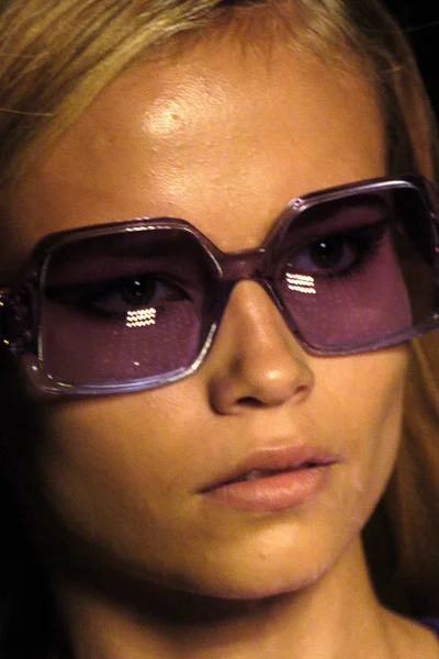 Look 27